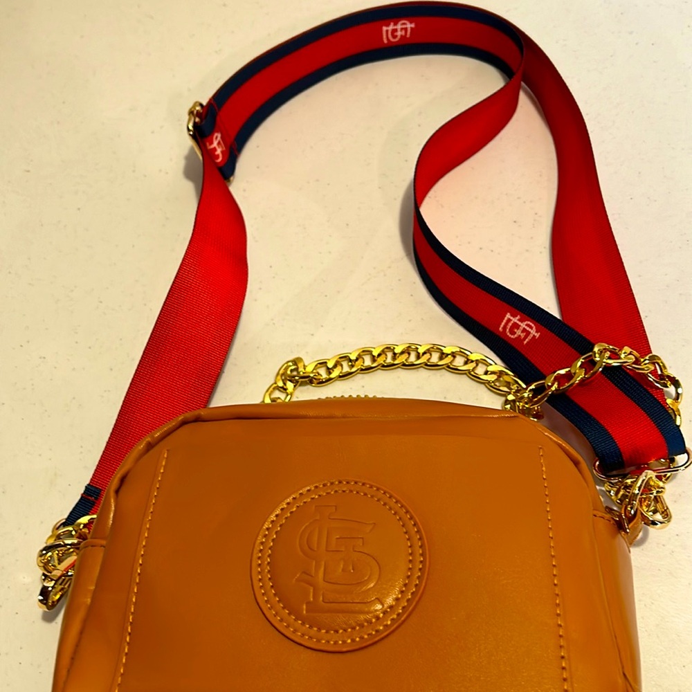 - ST. LOUIS CARDINALS 2024 CARDINALS PURSE SGA 5/5/2024